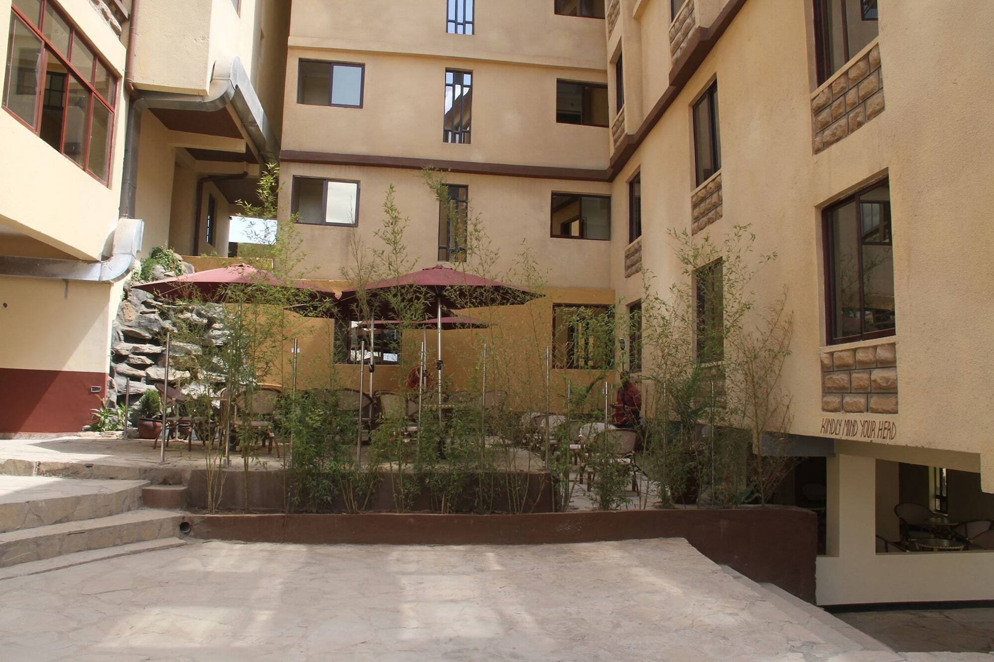 Trippleo'S Hotel Nairobi Exterior foto